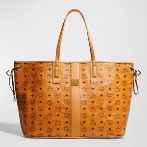 MCM Liz large reversible Visetos
